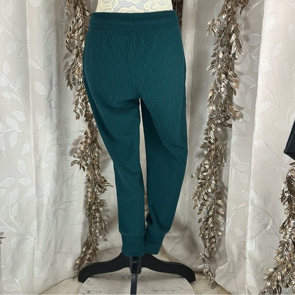 Torrid Sleep Green Waffle Joggers Women’s 00 M/L Cozy Plush Lounge Pants‎ - Picture 4 of 10